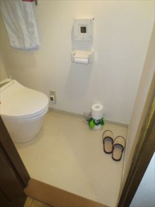 ご夫婦の会話が楽しめる明るい空間に ご夫婦の会話が楽しめる明るい空間に